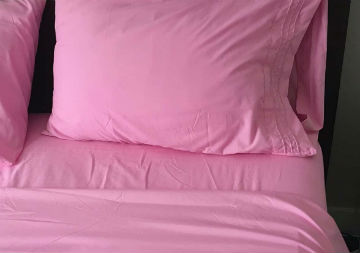 Hot Pink Mellanni Hypoallergenic Sheets Review