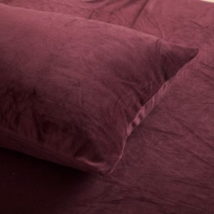 picture of a set of warm velvet sheets and pillow cover